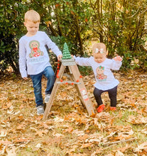 Load image into Gallery viewer, Sitting Gingerbread Girl